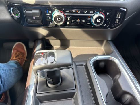 Certified 2023 GMC Sierra 1500 SLT w/ SLT Premium Plus Package image 27