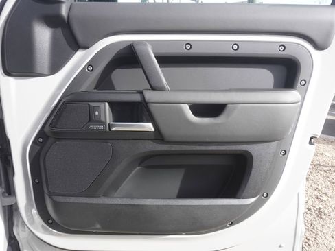 New 2026 Land Rover Defender 110 X image 21