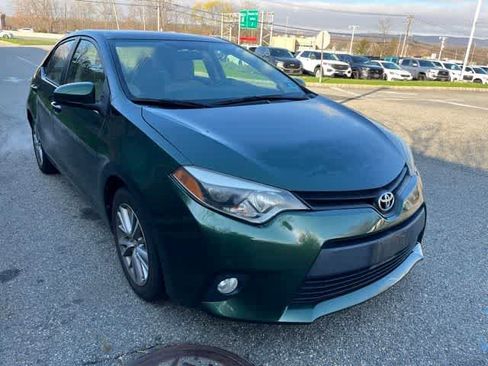 Used 2014 Toyota Corolla LE image 3