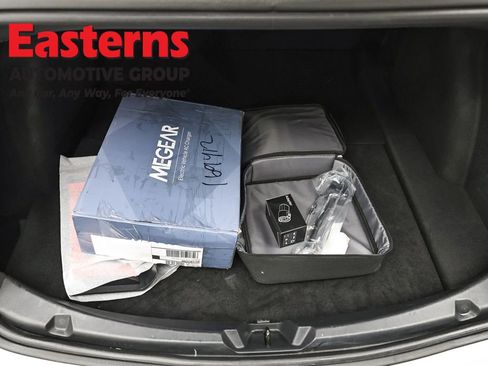 Used 2023 Tesla Model 3 Standard Range image 9