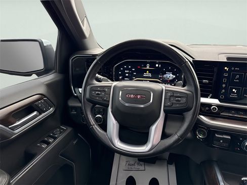 Used 2022 GMC Sierra 1500 SLT w/ SLT Convenience Package image 13