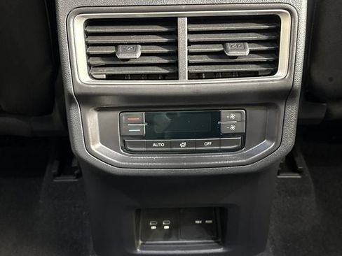 New 2026 Volkswagen Atlas Peak Edition AWD/4WD image 23