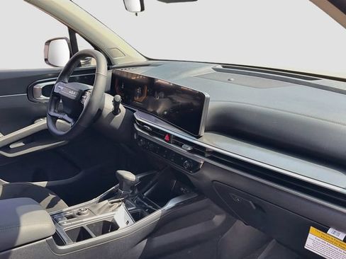 New 2026 Kia Sorento LX FWD image 26
