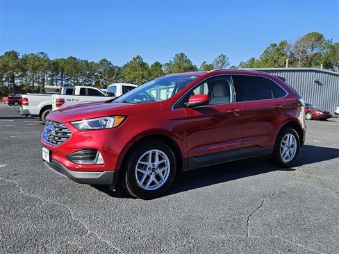 Used 2022 Ford Edge SEL w/ Convenience Package image 3