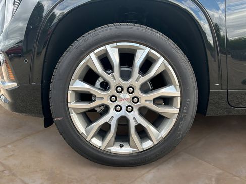 New 2026 GMC Acadia Denali w/ Super Cruise Package image 31