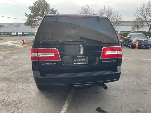 Used 2008 Lincoln Navigator 4WD image 7