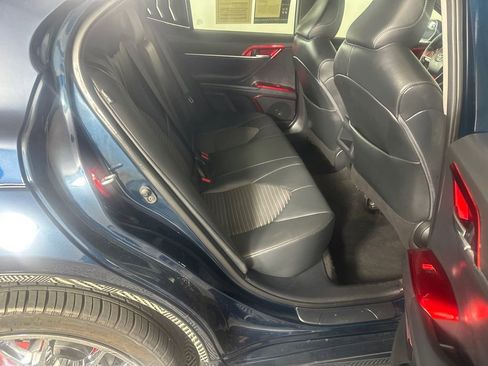 Used 2021 Toyota Camry SE FWD image 15