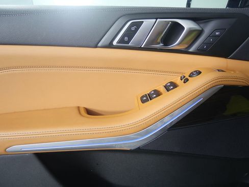 Used 2023 BMW X5 xDrive40i w/ Premium Package image 8