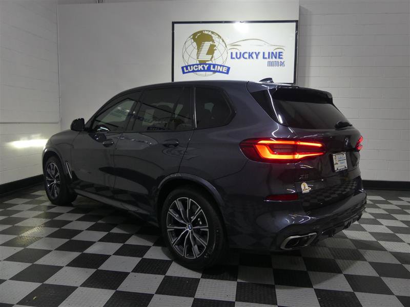 Used 2020 BMW X5 M50i w/ Premium Package AWD/4WD image 11