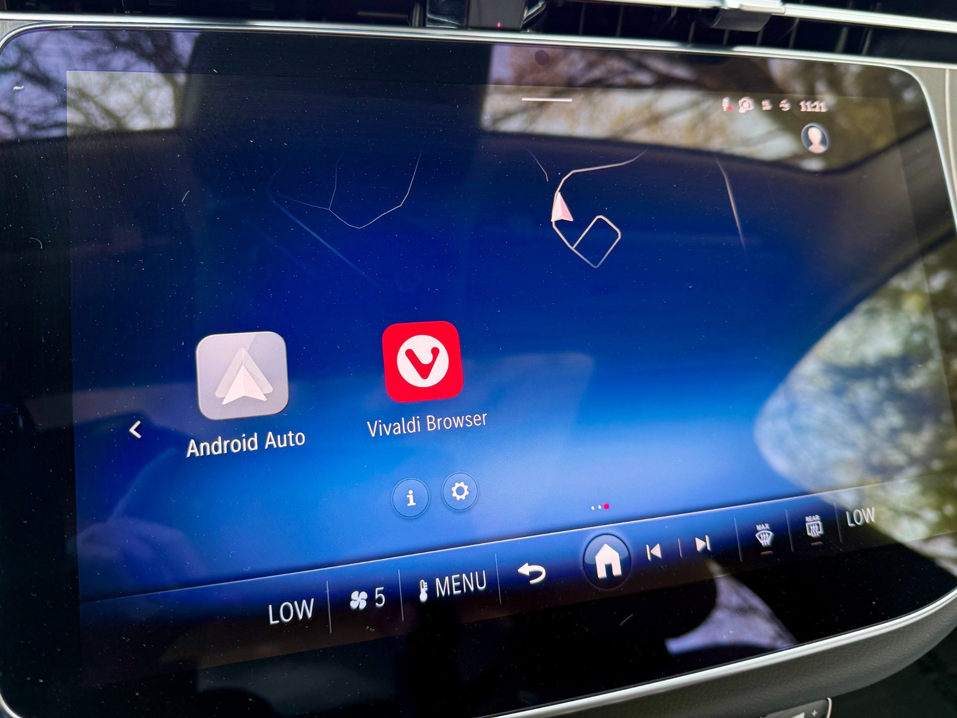 Used 2025 Mercedes-Benz E 350 Sedan image 35
