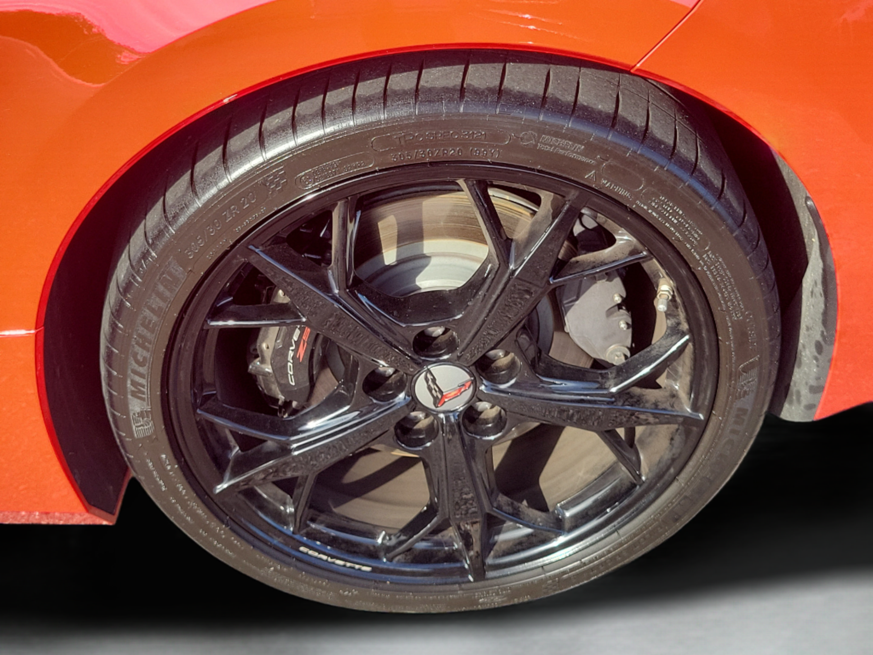 Used 2020 Chevrolet Corvette Stingray Preferred Cpe w/ 2LT Preferred Equipment Group RWD image 34