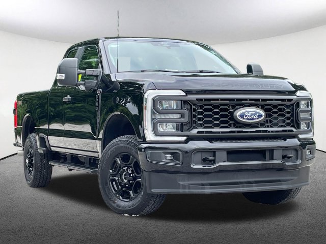 Certified 2024 Ford F250 XL w/ STX Appearance Package AWD/4WD image 16