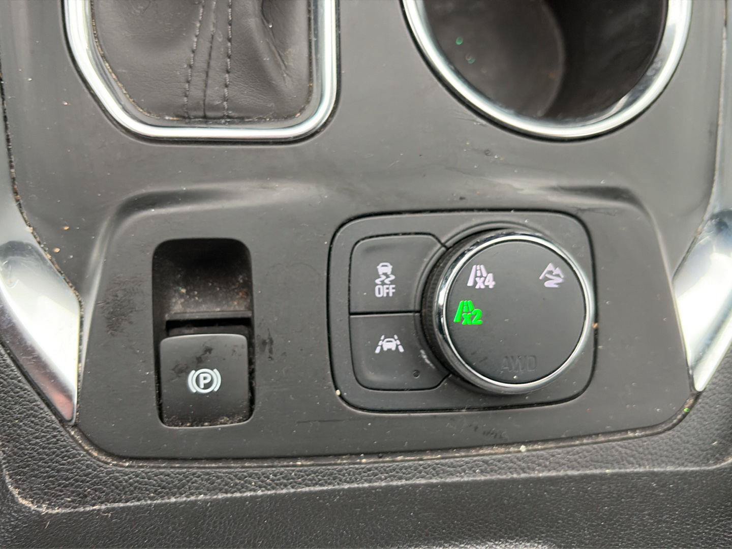 Used 2021 Chevrolet Traverse RS AWD/4WD image 15