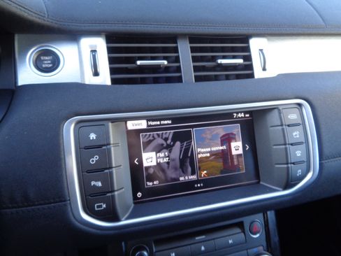 Used 2016 Land Rover Range Rover Evoque SE image 31