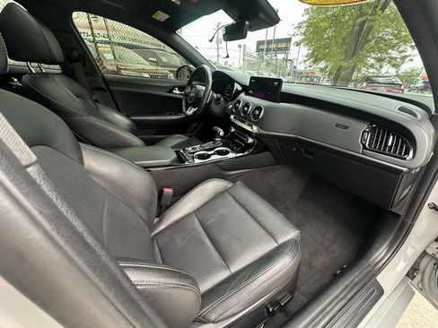 Used 2022 Kia Stinger GT-Line w/ Sun & Sound Package AWD/4WD image 27