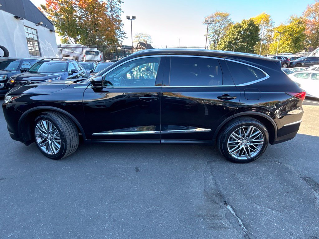 Used 2024 Acura MDX w/ Advance Package AWD/4WD image 3