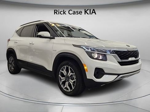 Used 2021 Kia Seltos EX image 9