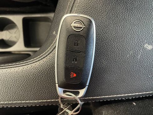 Certified 2023 Nissan Kicks S FWD image 18