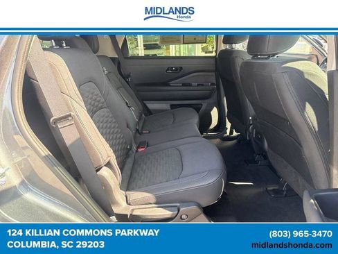 Used 2025 Nissan Pathfinder S FWD image 38