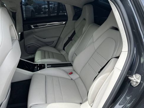 Used 2018 Porsche Panamera Turbo S AWD/4WD image 36