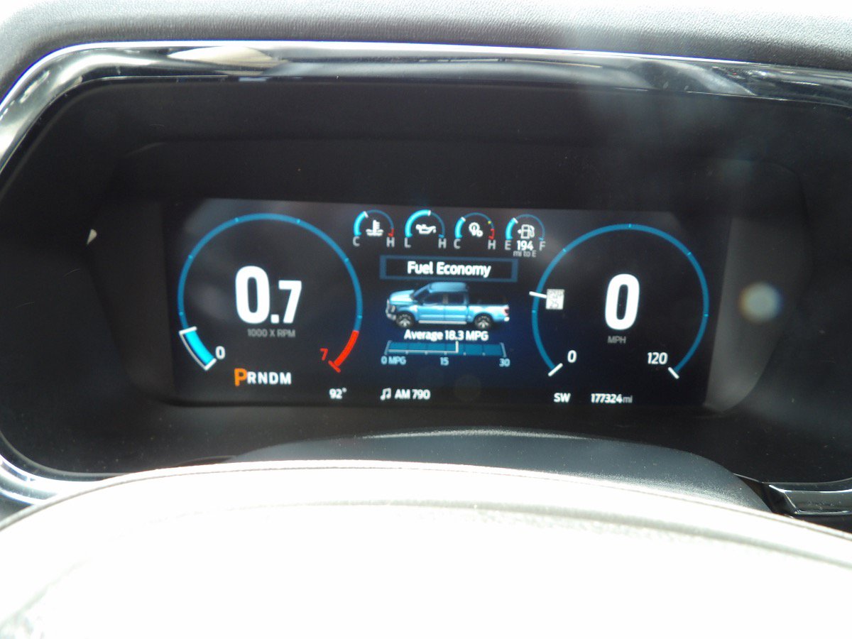 Used 2022 Ford F150 Lariat w/ Equipment Group 502A High AWD/4WD image 38