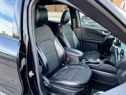Certified 2023 Ford Escape ST-Line w/ Tech Pack #1 image 7