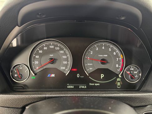 Used 2015 BMW M4 Coupe RWD image 78