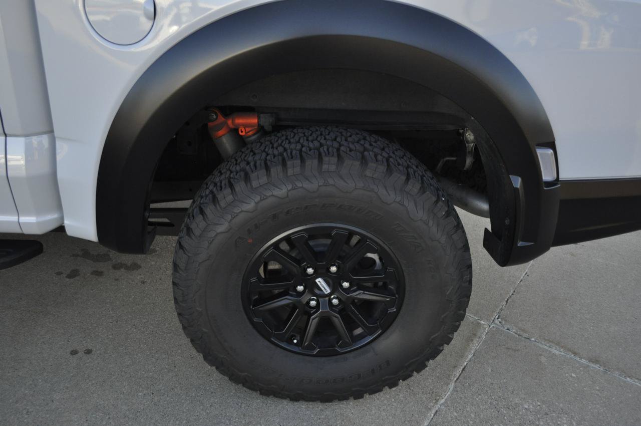 Used 2025 Ford F150 Raptor AWD/4WD image 6
