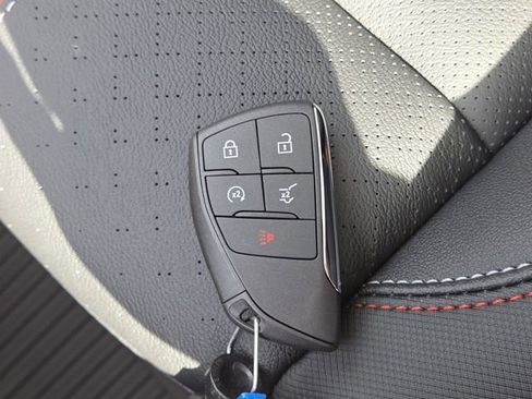 New 2026 Chevrolet Traverse RS w/ LPO, Floor Liner Package image 42