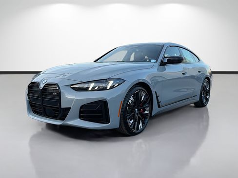 New 2026 BMW M440i w/ Premium Package RWD image 7