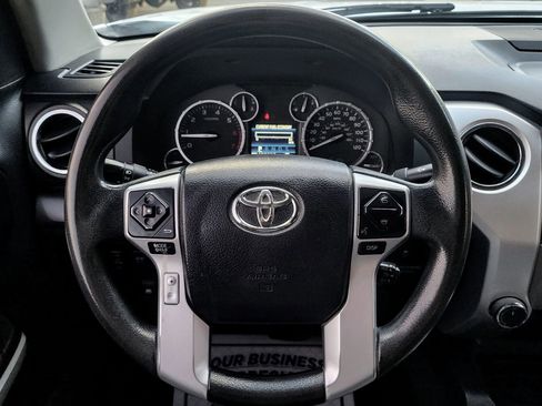 Used 2017 Toyota Tundra SR5 image 10