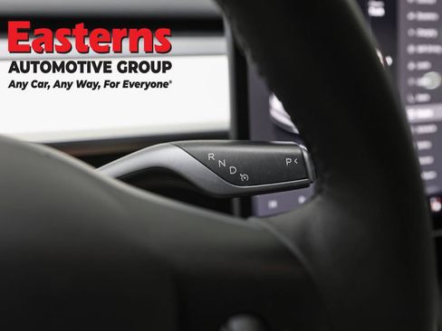 Used 2022 Tesla Model Y Long Range AWD/4WD image 13