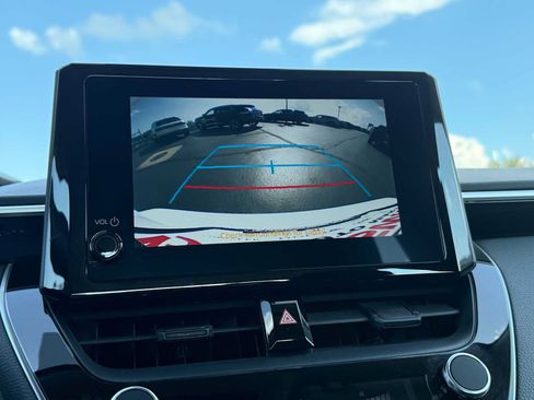 Used 2024 Toyota Corolla LE FWD image 23