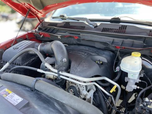 Used 2013 RAM 1500 Express RWD image 10