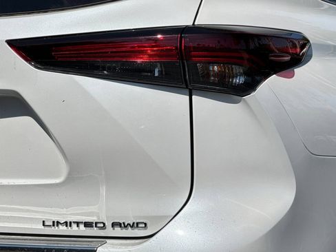 New 2026 Toyota Highlander Limited AWD/4WD image 35