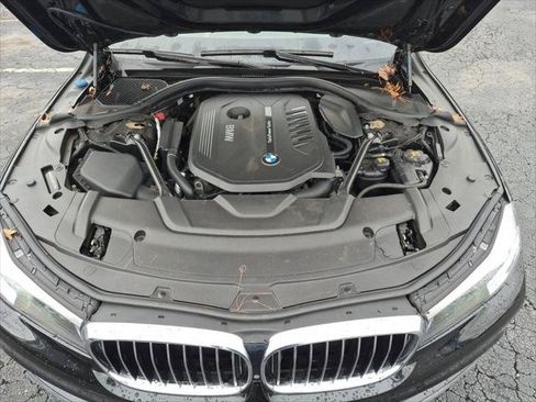 Used 2017 BMW 740i RWD image 24