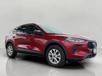 Used 2023 Ford Escape Active AWD/4WD video 1