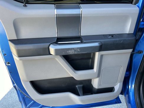 Used 2015 Ford F150 XLT w/ Equipment Group 302A Luxury image 17