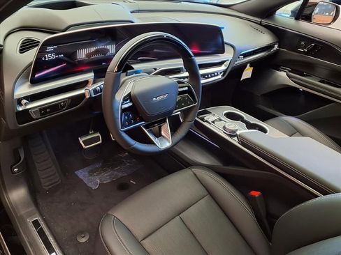 New 2026 Cadillac Lyriq V AWD/4WD image 14