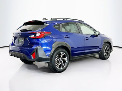 Used 2025 Subaru Crosstrek 2.0i Premium image 9
