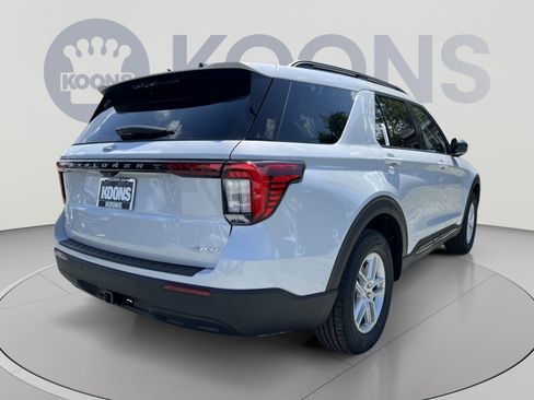 New 2026 Ford Explorer Active AWD/4WD image 7