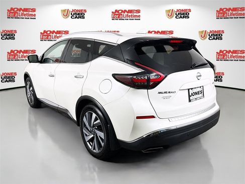 Used 2020 Nissan Murano SL w/ Moonroof Package image 2