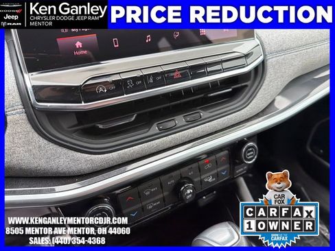 Used 2022 Jeep Compass Latitude w/ Sun and Sound Group image 16