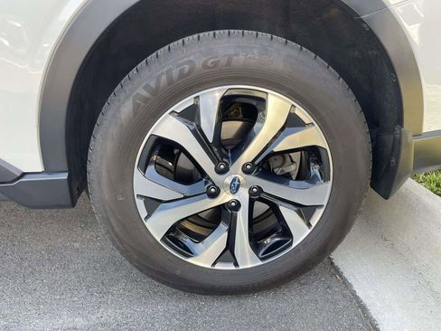 Used 2022 Subaru Outback Limited w/ Popular Package #2 AWD/4WD image 5