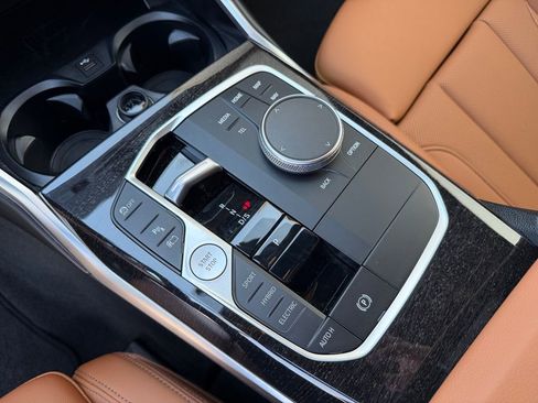 Certified 2023 BMW 330e xDrive w/ Premium Package image 28