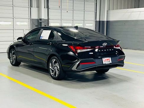 Used 2025 Hyundai Elantra Sport w/ Cargo Package FWD image 16