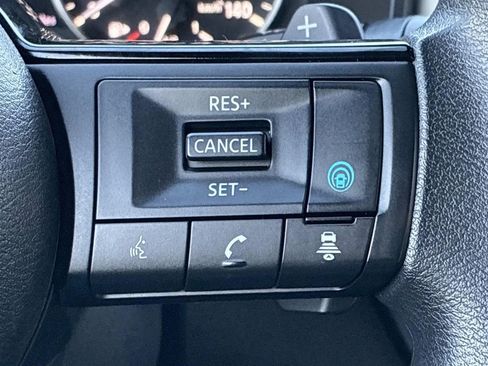 Certified 2021 Nissan Rogue SV image 24