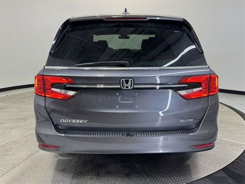 Used 2022 Honda Odyssey Elite image 6