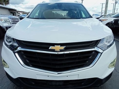 Used 2021 Chevrolet Equinox Premier FWD image 3