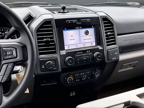 Used 2019 Ford F250 XLT w/ XLT Value Package image 10